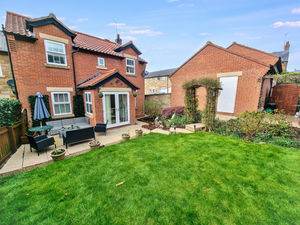 Photo 16- click for photo gallery